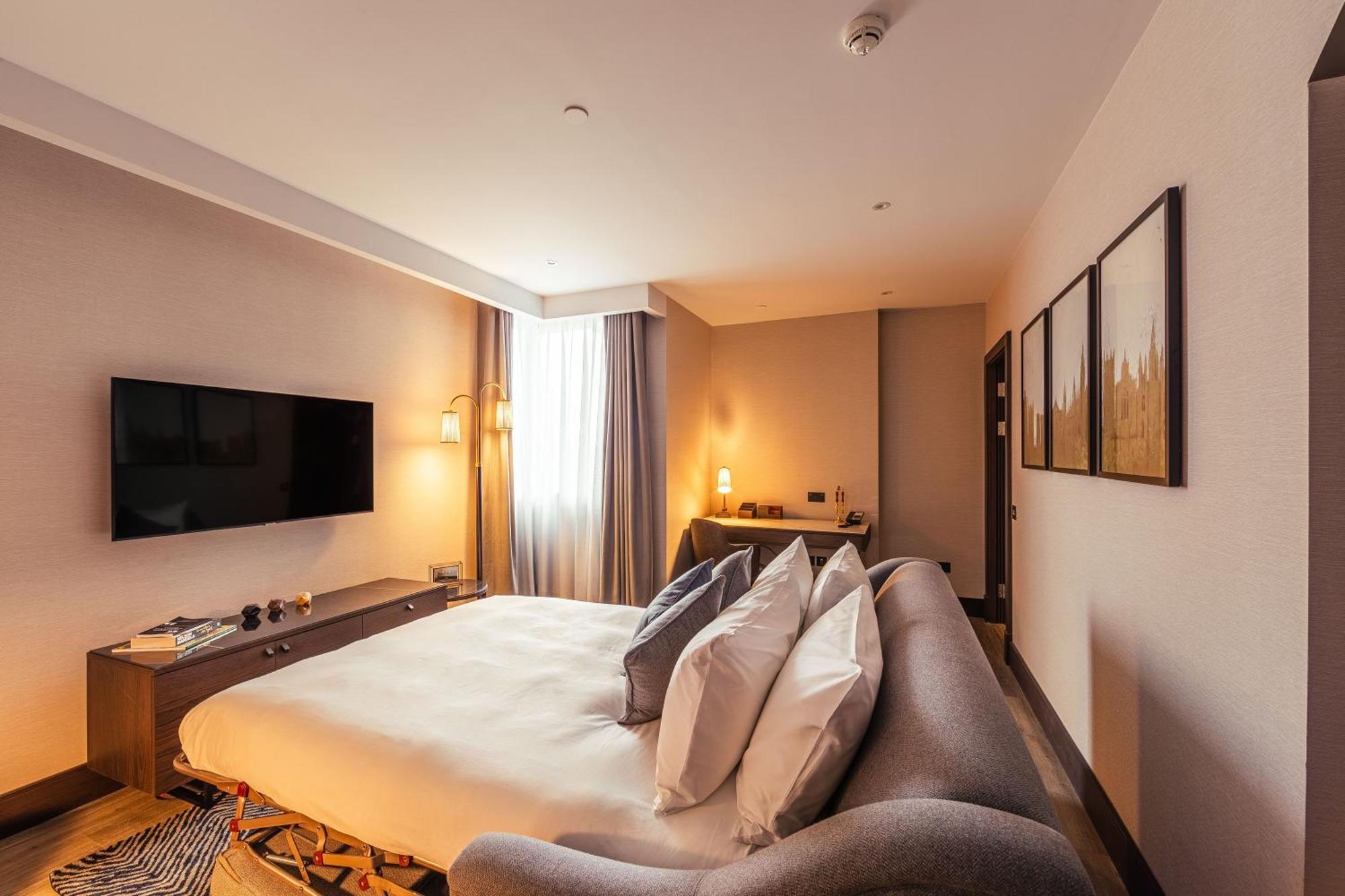 The Fellows House Cambridge, Curio Collection By Hilton Hotel